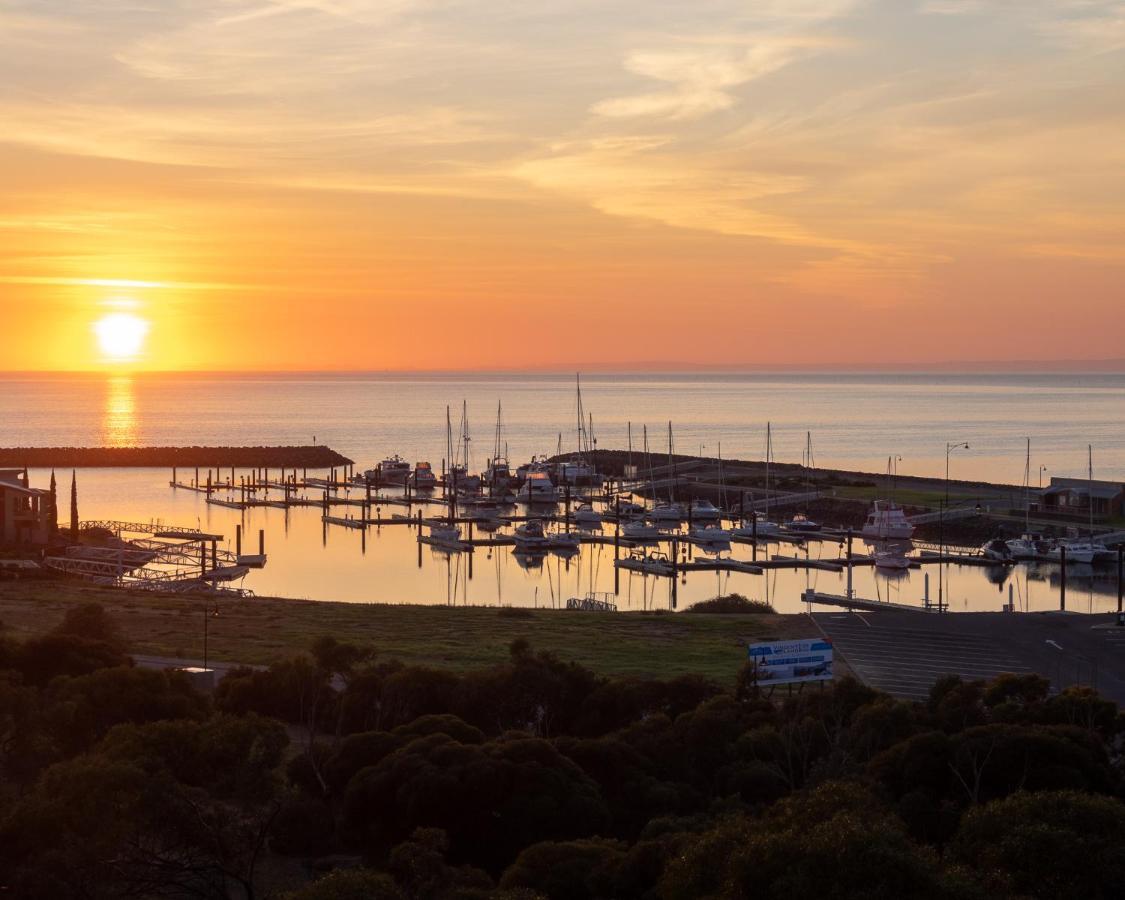 Port Vincent Motel & Apartments Dış mekan fotoğraf